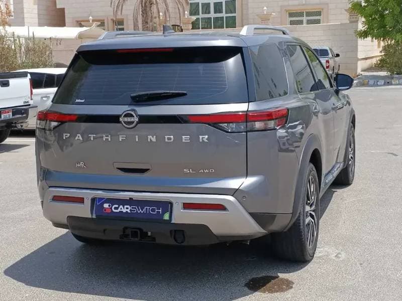 2024 Nissan Pathfinder thumbnail 7