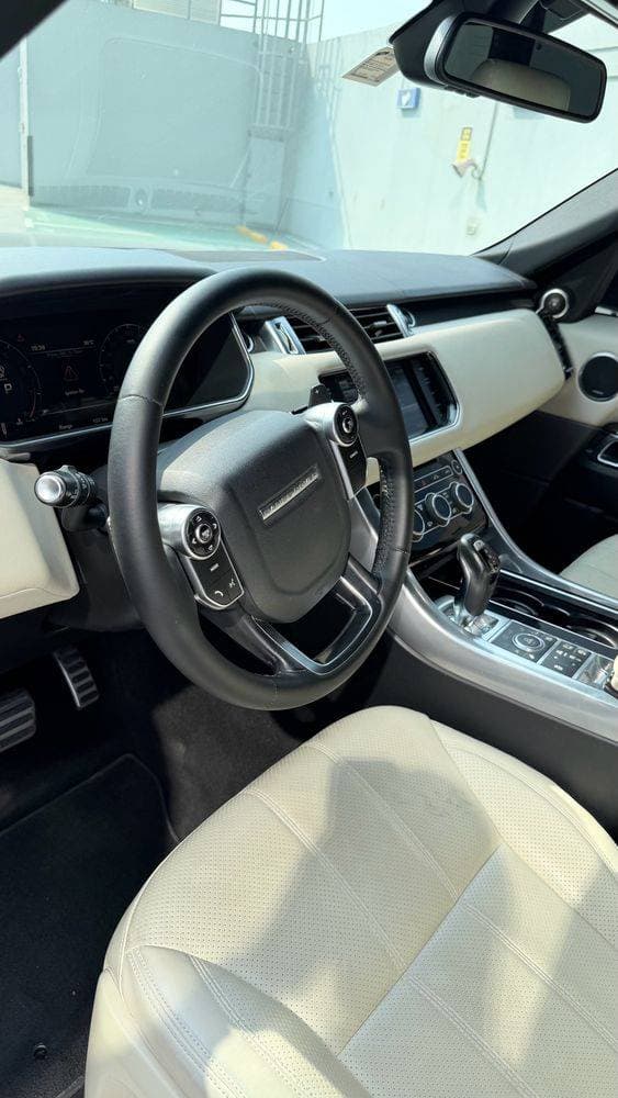 2014 Land Rover Range Rover Sport thumbnail 2