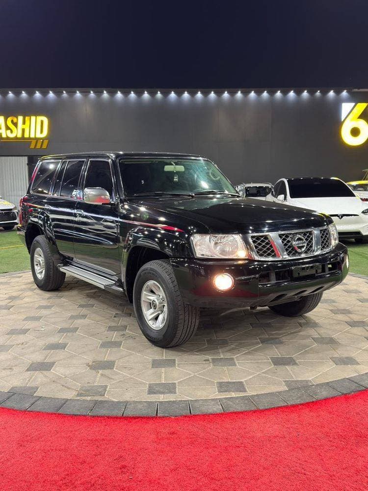 2020 Nissan Patrol Safari thumbnail 6