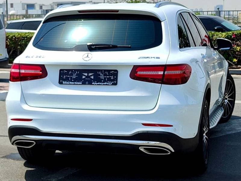 2018 Mercedes-Benz GLC 250 thumbnail 4
