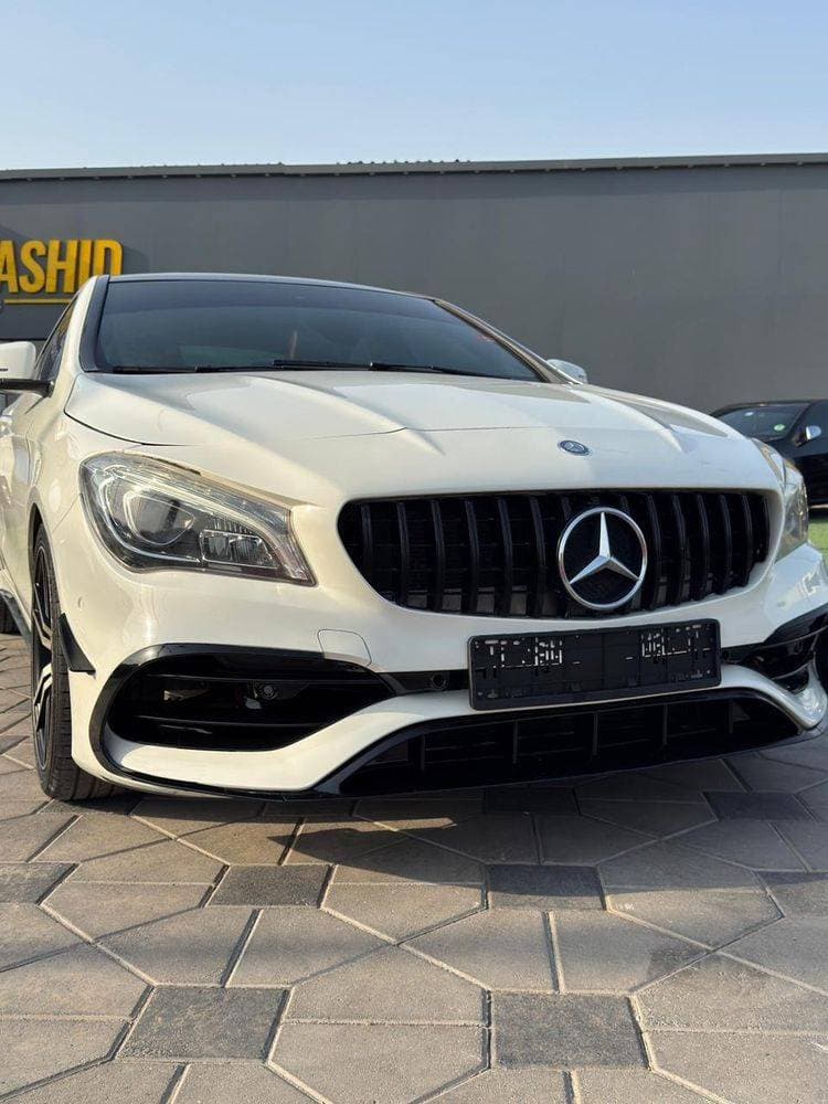 2018 Mercedes-Benz CLA-Class thumbnail 2