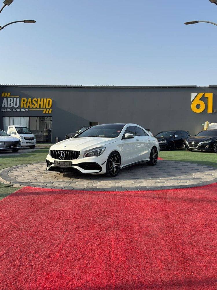 2018 Mercedes-Benz CLA-Class thumbnail 4
