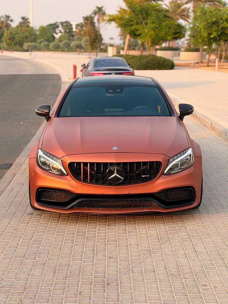 2016 Mercedes-Benz C-Class thumbnail 4
