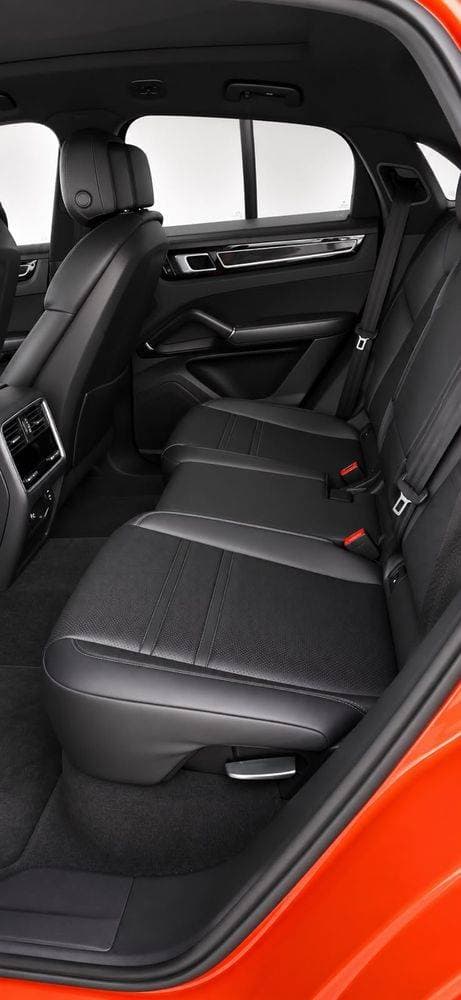 2020 Porsche Cayenne Coupe thumbnail 5