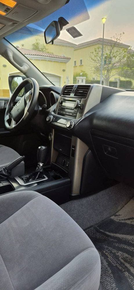 2010 Toyota Land Cruiser Prado thumbnail 4