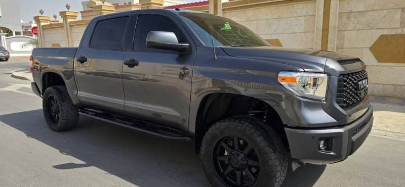 2019 Toyota Tundra thumbnail 3