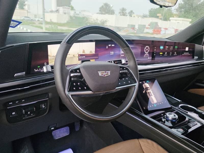 2025 Cadillac ESCALADE ESV thumbnail 3