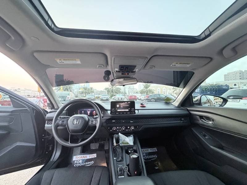 2023 Honda Accord thumbnail 4