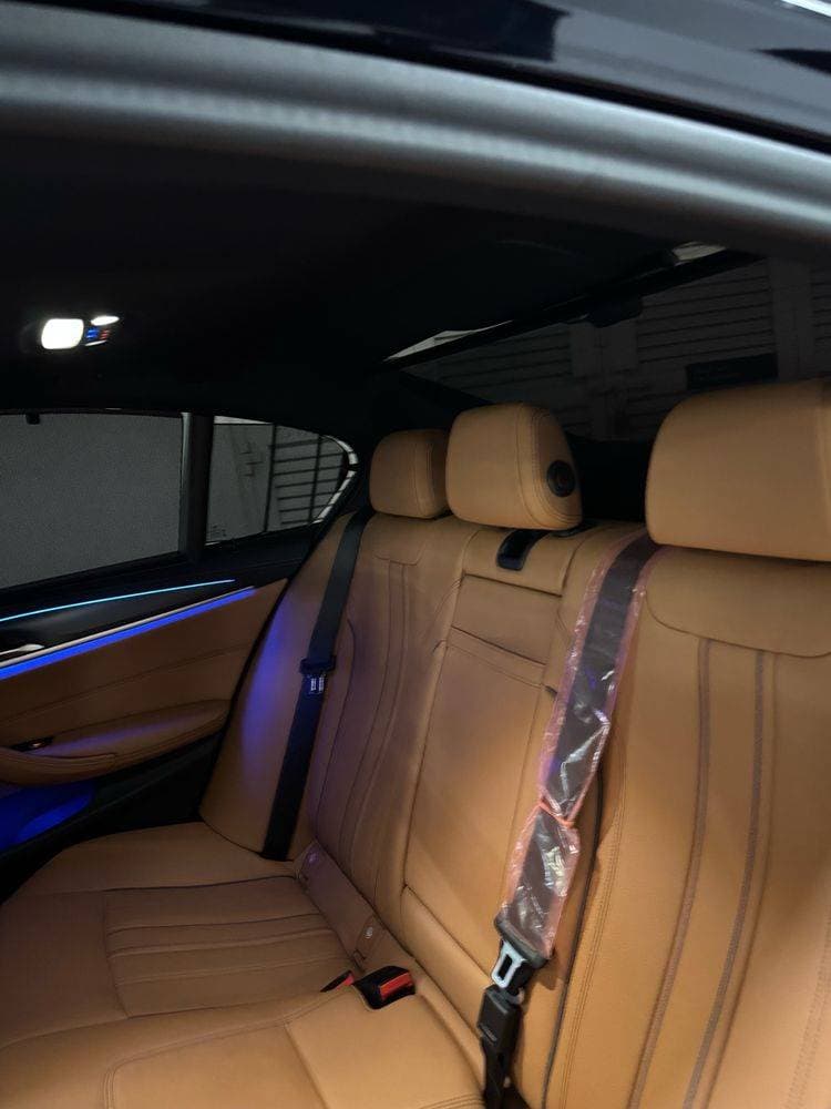 2023 BMW 5 Series Sedan thumbnail 5