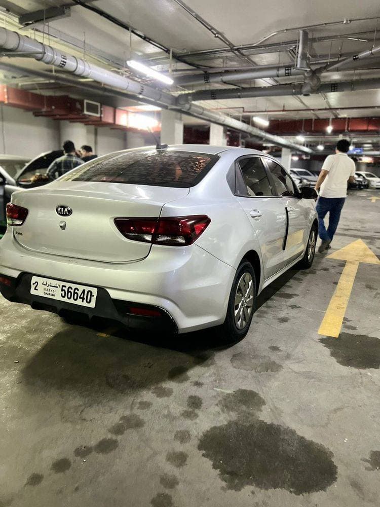 2020 Kia Rio thumbnail 2