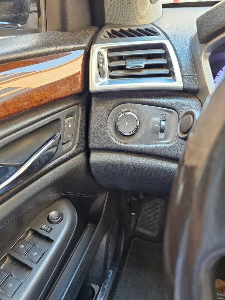 2012 Cadillac SRX thumbnail 5
