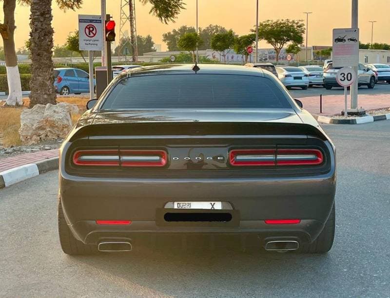 2022 Dodge Challenger thumbnail 2