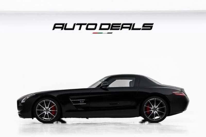 2012 Mercedes-Benz SLS AMG thumbnail 2