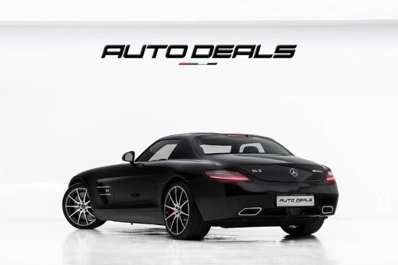 2012 Mercedes-Benz SLS AMG thumbnail 3