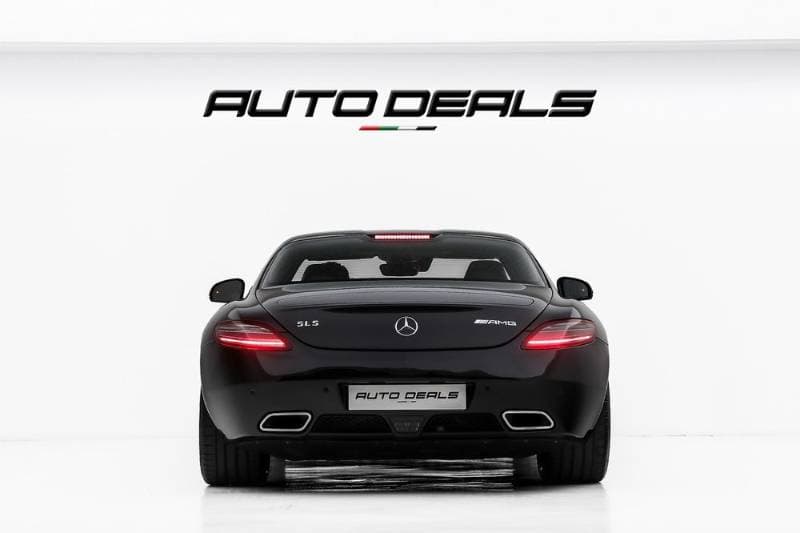 2012 Mercedes-Benz SLS AMG thumbnail 4