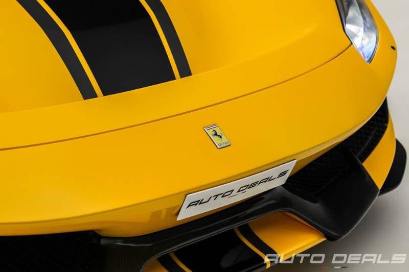 2019 Ferrari 488 thumbnail 8