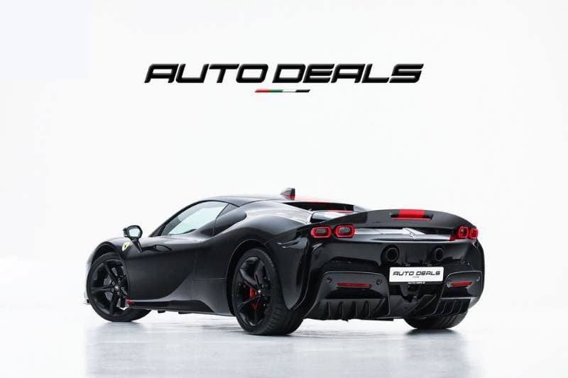 2021 Ferrari SF90 Stradale thumbnail 5