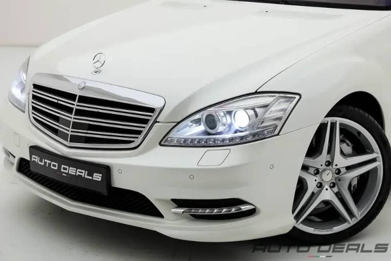 2011 Mercedes-Benz S-Class thumbnail 7