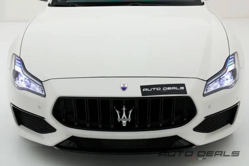 2020 Maserati Quattroporte thumbnail 5