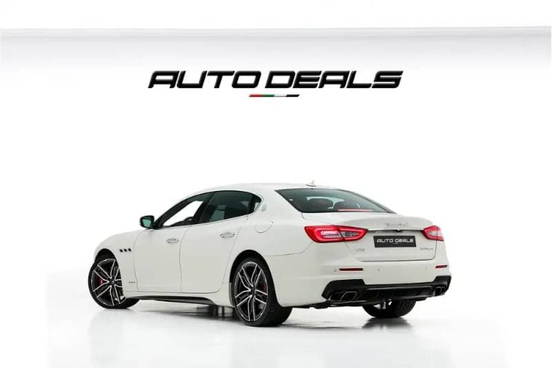 2020 Maserati Quattroporte thumbnail 4