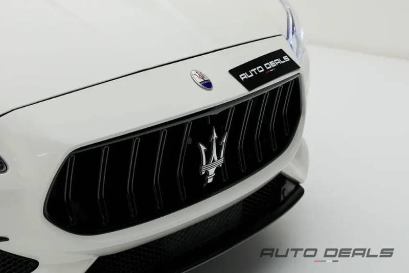 2020 Maserati Quattroporte thumbnail 6