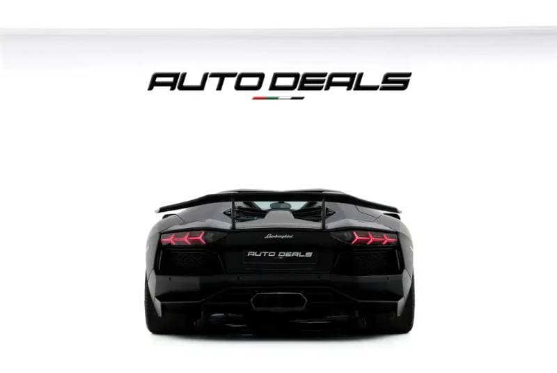 2014 Lamborghini Aventador thumbnail 2