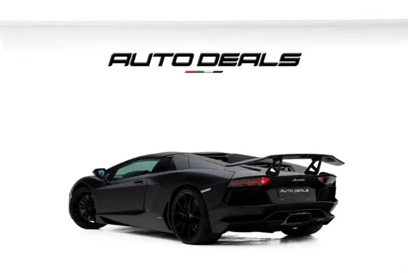 2014 Lamborghini Aventador thumbnail 3