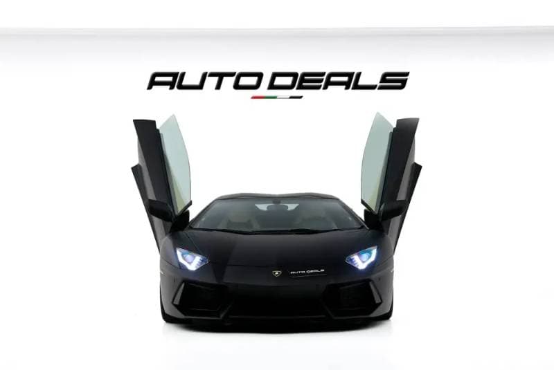 2014 Lamborghini Aventador thumbnail 4