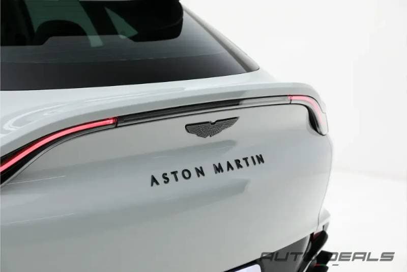 2024 Aston Martin DBX thumbnail 8