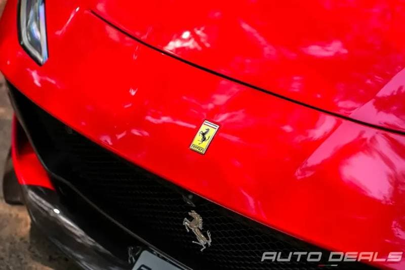 2020 Ferrari 812 Superfast thumbnail 6