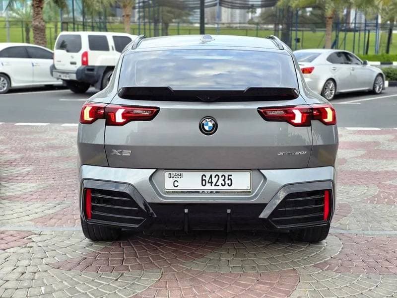 2025 BMW X2 thumbnail 3