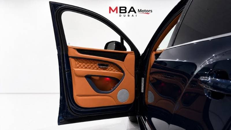 2022 Bentley Bentayga thumbnail 8
