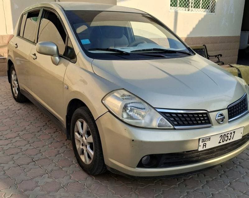 2007 Nissan Tiida thumbnail 2