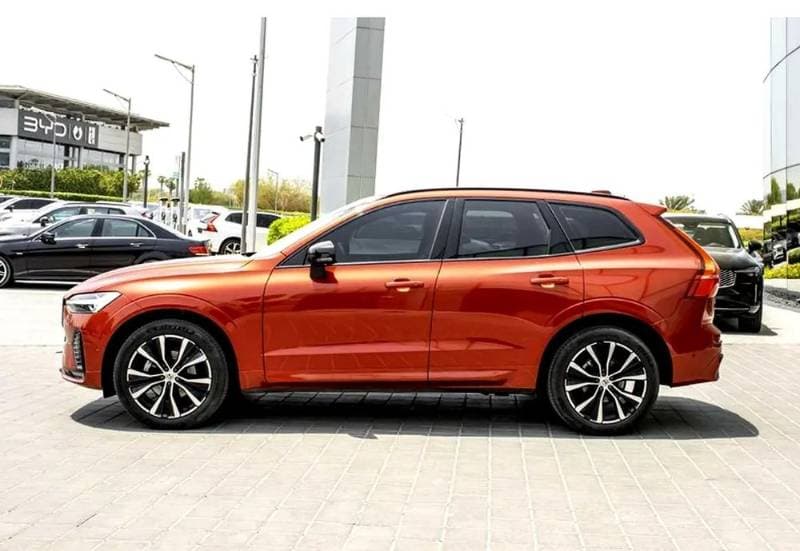 2024 Volvo XC60 thumbnail 2