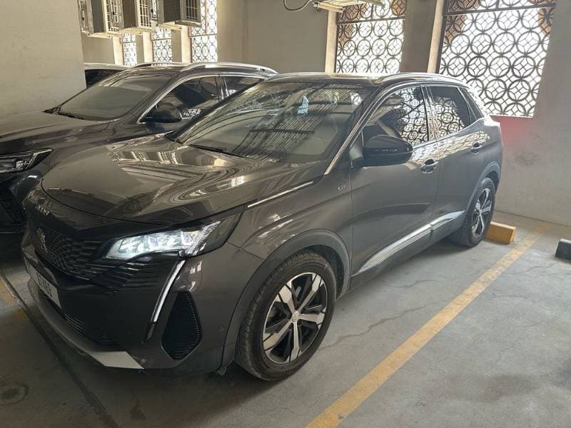 2025 Peugeot 3008 thumbnail 2