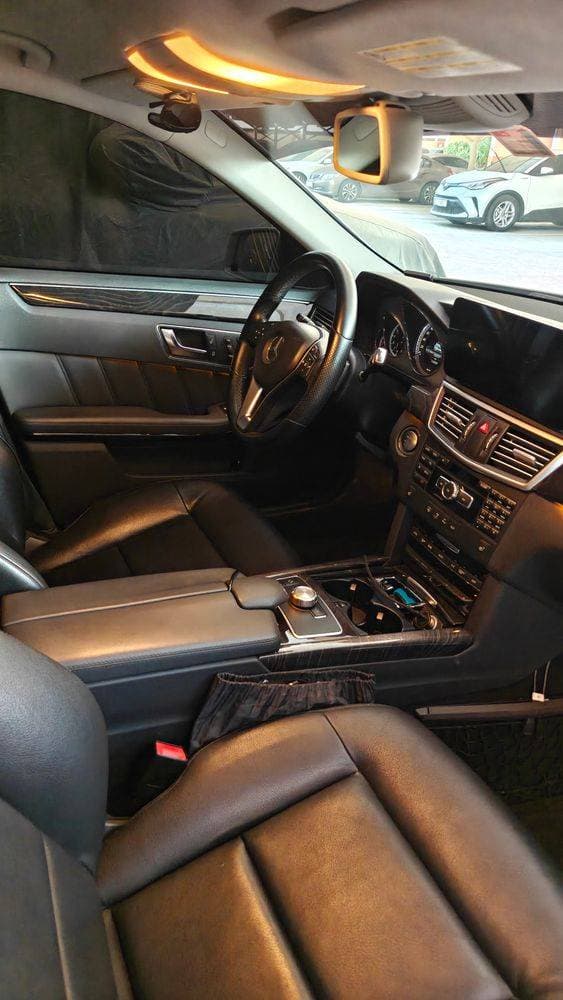 2013 Mercedes-Benz E-Class thumbnail 4