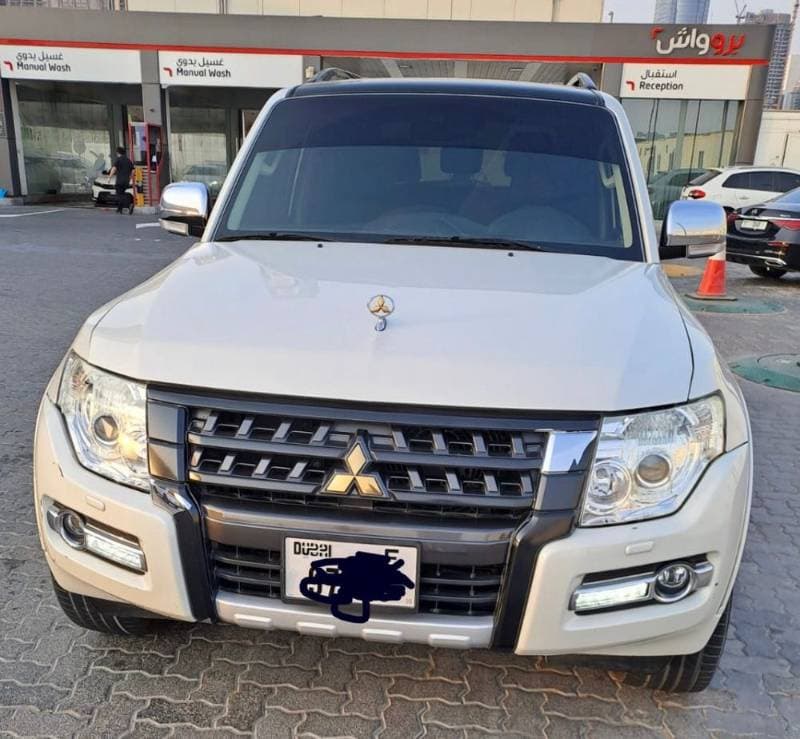 2018 Mitsubishi Pajero
