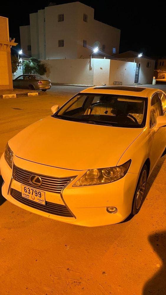 2013 Lexus ES 350 thumbnail 2