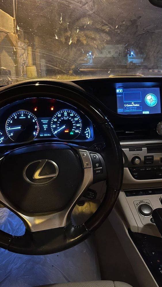 2013 Lexus ES 350 thumbnail 5