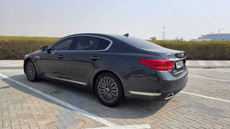 2014 Kia Quoris thumbnail 4