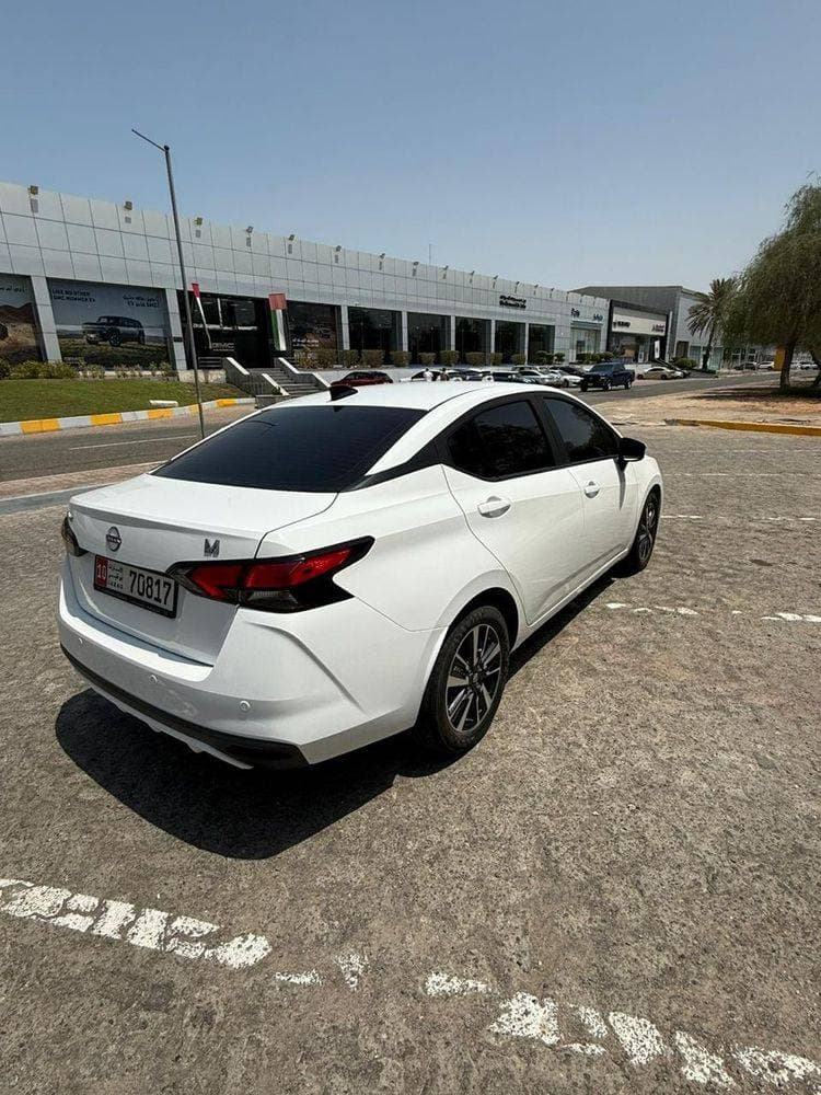 2024 Nissan Sunny thumbnail 2
