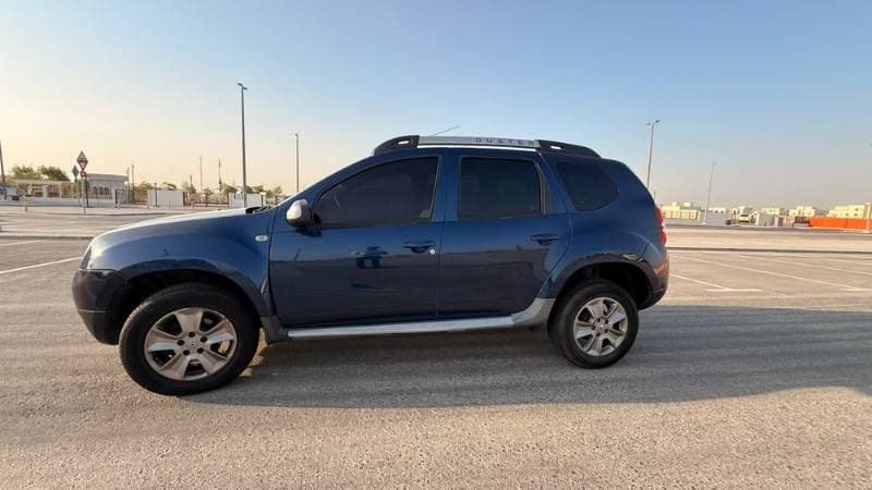 2016 Renault Duster thumbnail 2