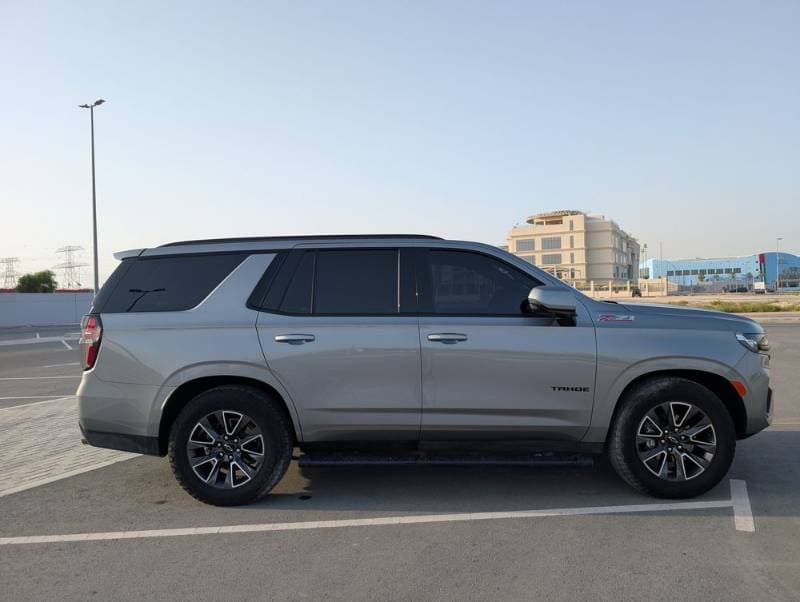 2024 Chevrolet Tahoe thumbnail 4