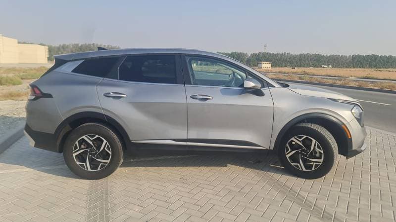 2023 Kia Sportage thumbnail 4