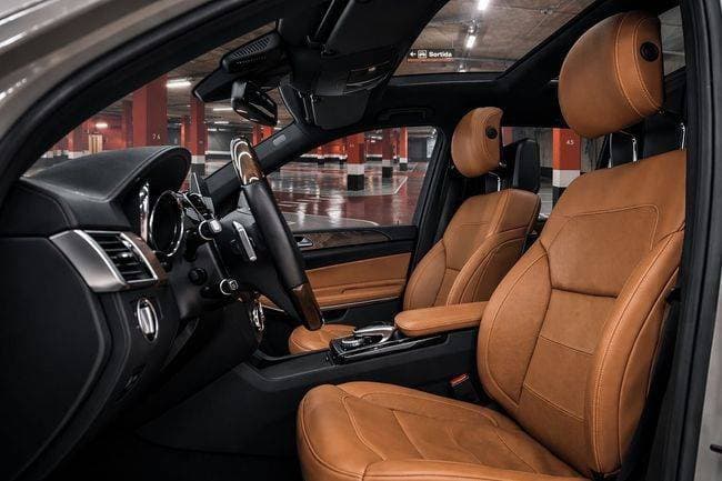 2016 Mercedes-Benz GLS thumbnail 3