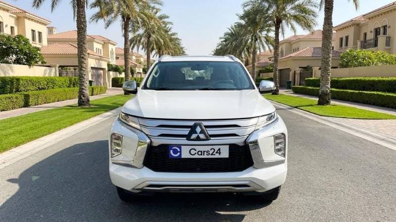 2023 Mitsubishi Montero Sport thumbnail 5
