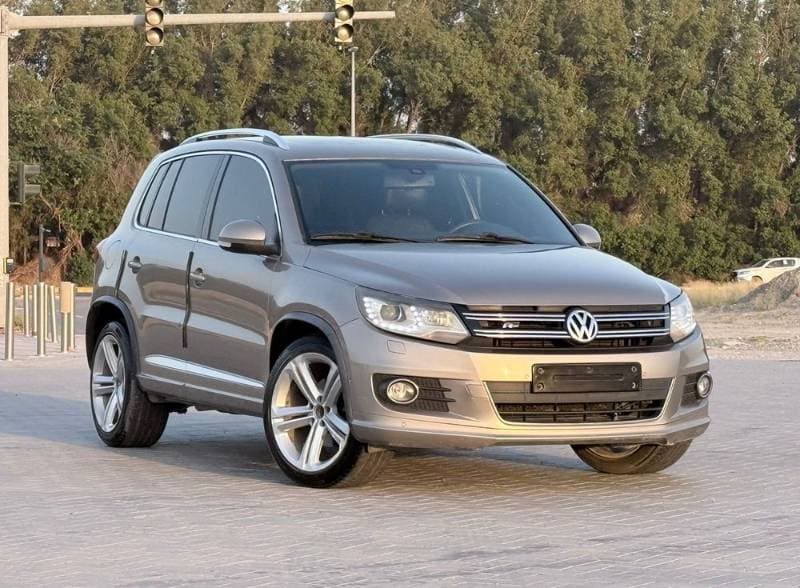 2016 Volkswagen Tiguan thumbnail 4