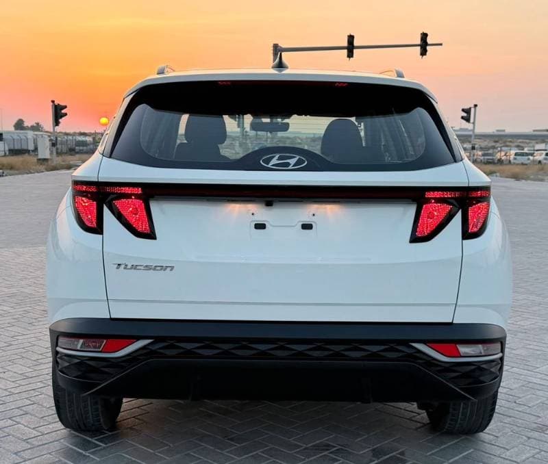 2023 Hyundai Tucson thumbnail 2