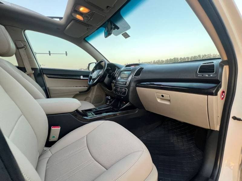 2014 Kia Sorento thumbnail 8