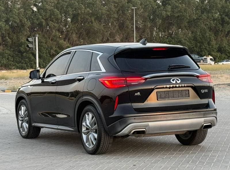 2021 Infiniti QX50 thumbnail 4